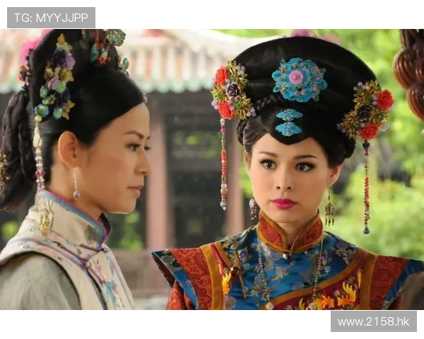 《万凰之王》：一眼万年，星光璀璨的后宫群像